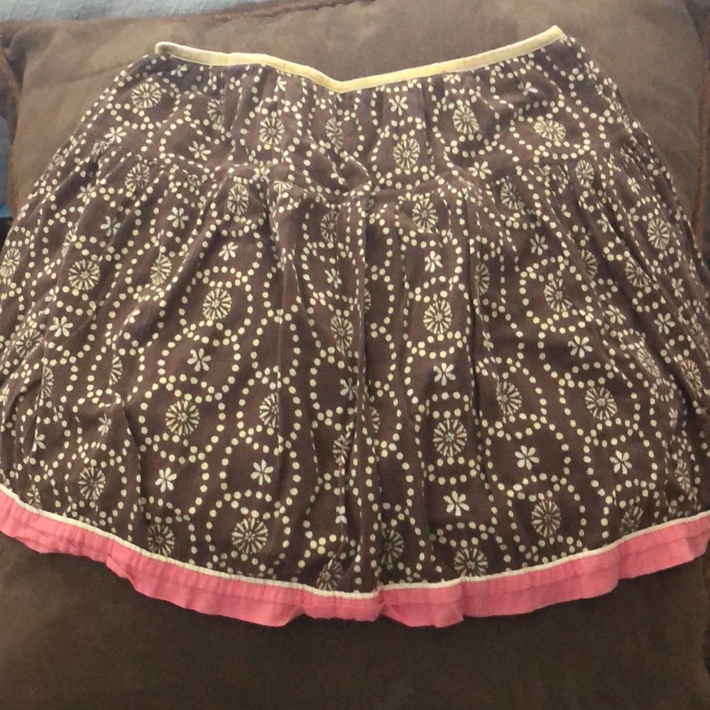 Short skirt